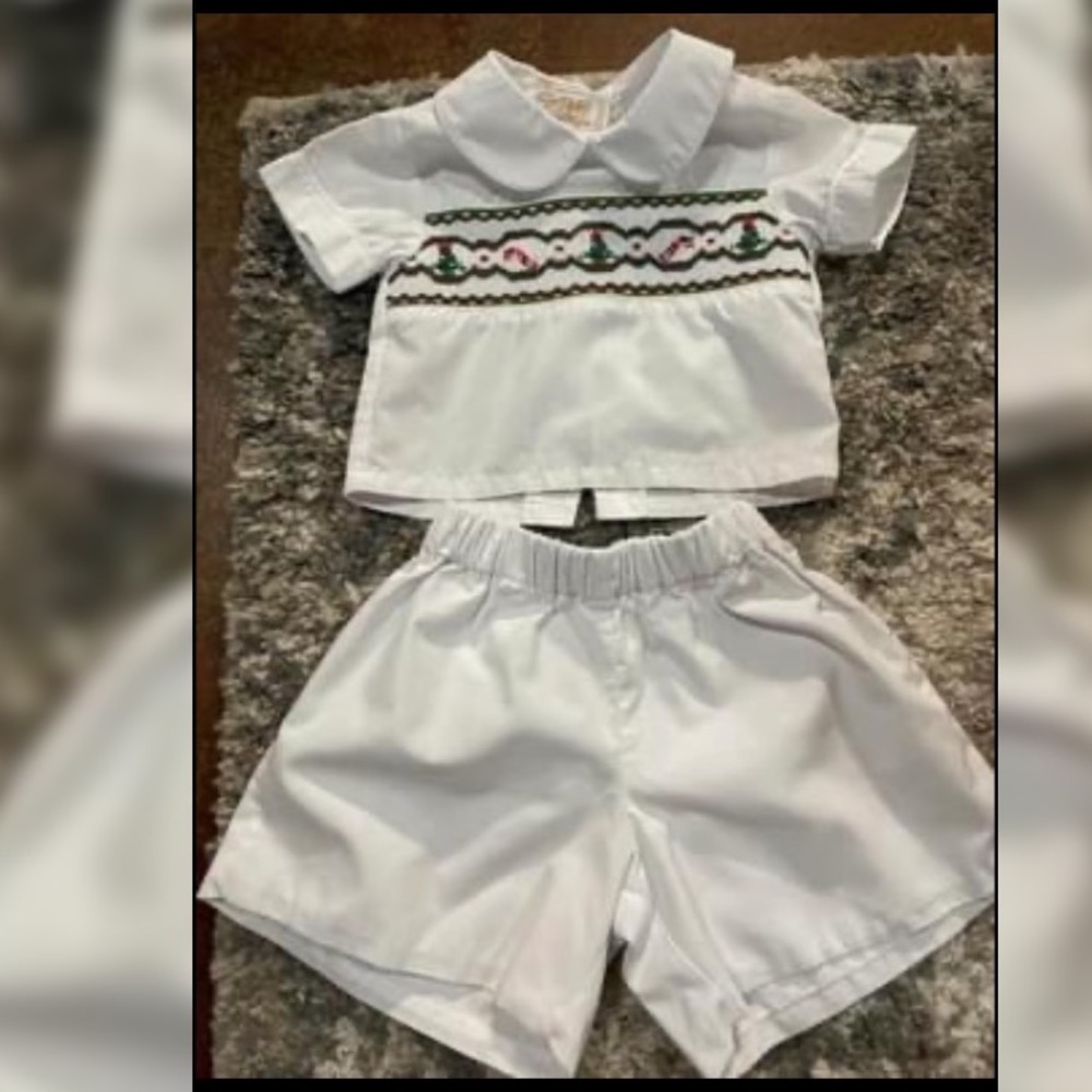 Smocked set